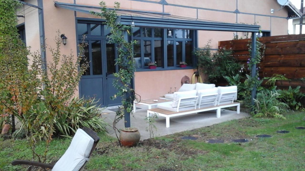 L Atelier Bed & Breakfast Casteljaloux Exterior photo